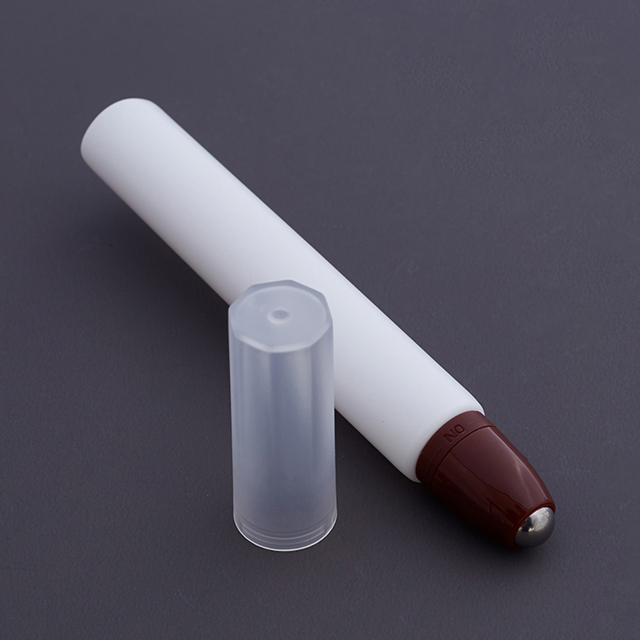 Массажный роликовый аппликатор, верхняя пустая упаковка для крема для глаз, тюбик